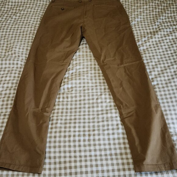 Old Navy Slim Striaght Chino's - Picture 3 of 8